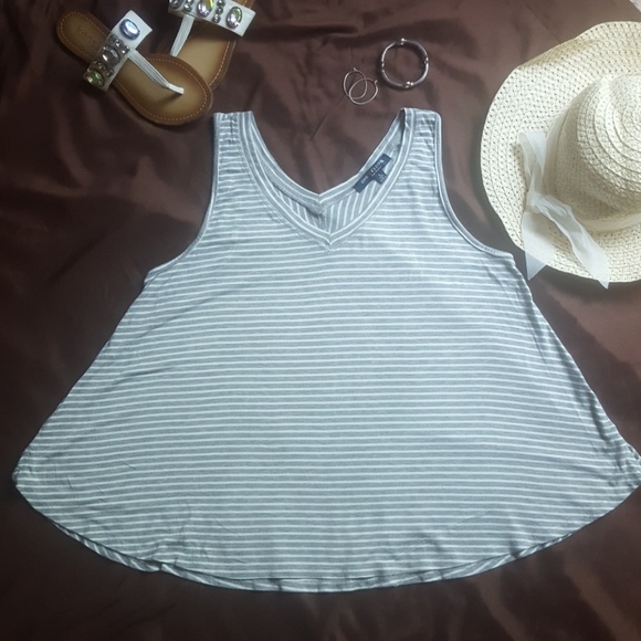 Top - Picture 2 of 5